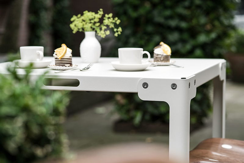 T-TABLE OUTDOOR cafebord